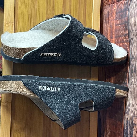 Birkenstock Women's Black Sandals - Picture 3 of 8